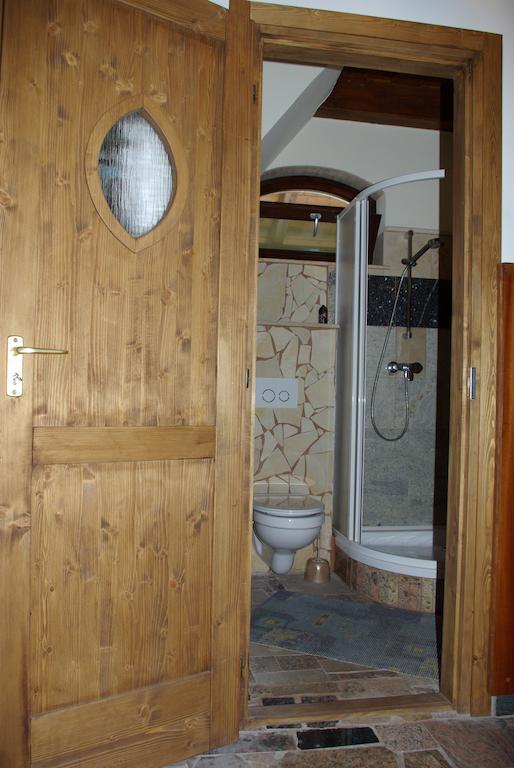 Dabasi Lovas Vendeghaz Hotel Kamer foto